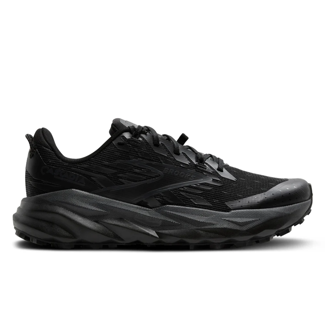 DarkRidge™ - Black performance trainers - Strong traction and smooth stability