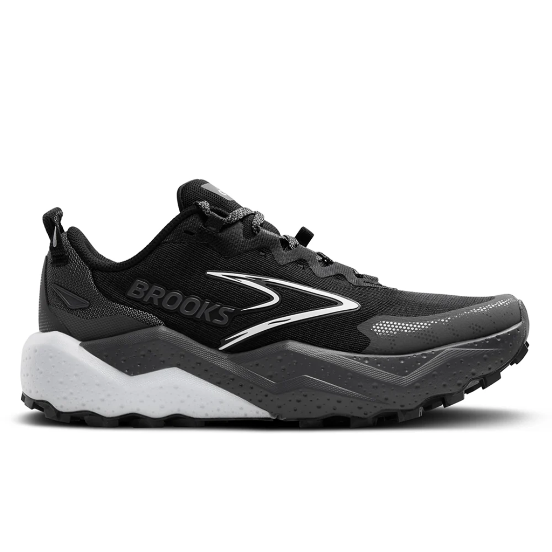 DarkRidge™ - Black performance trainers - Strong traction and smooth stability
